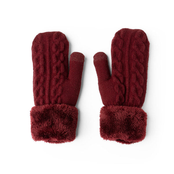 A pair of wine cozy cable knit mittens with a plush lining and cuff. Available at Be Charmed