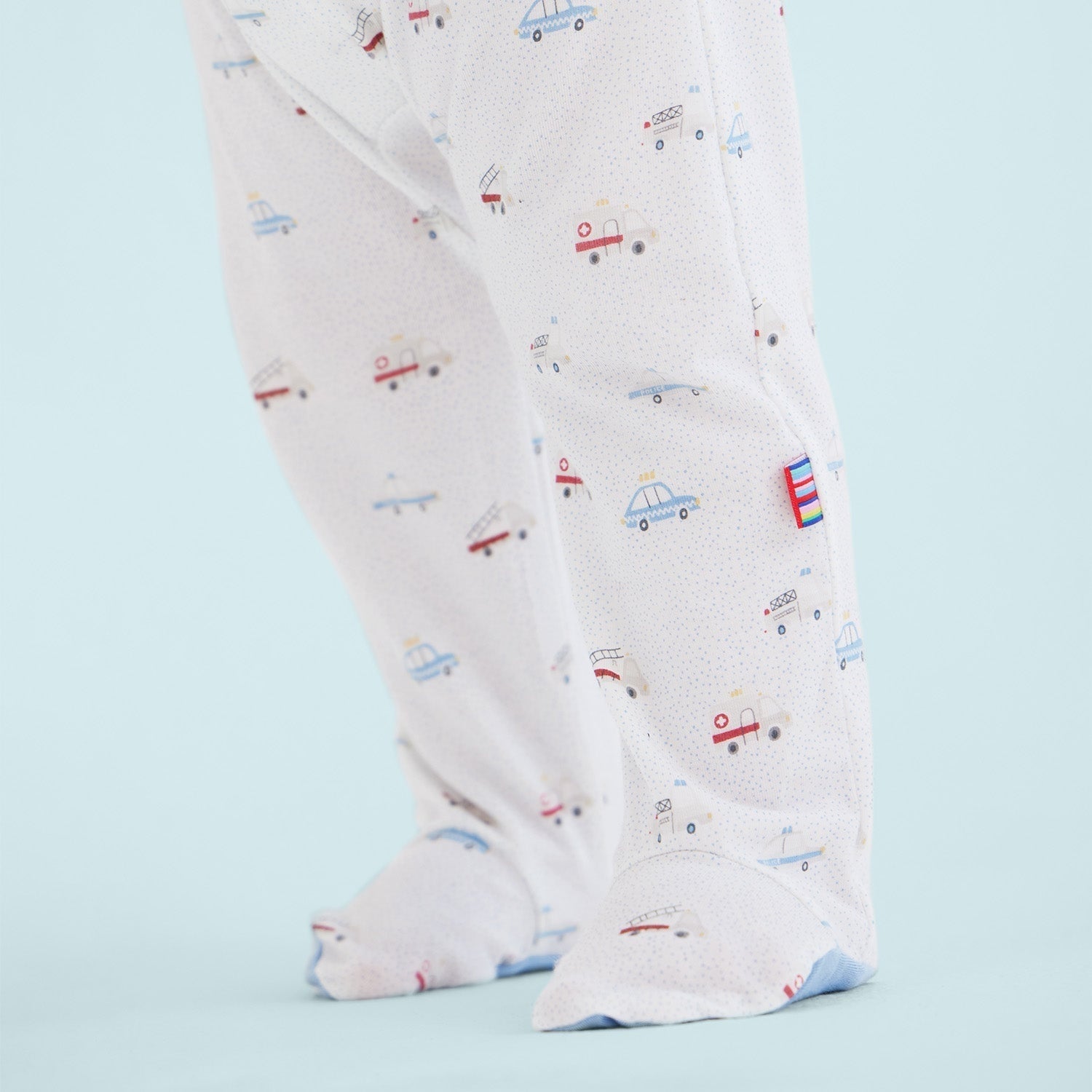 Magnetic Me - Footie - Hug Dispatcher