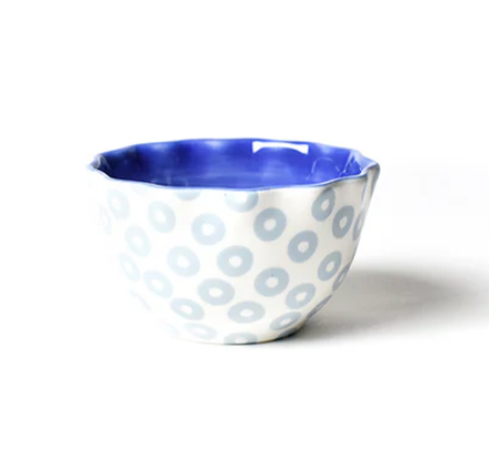 Coton Colors Iris Blue Pip Ruffle Appetizer Bowl – White stoneware with delicate pip pattern and ruffled rim, featuring vibrant blue interior.