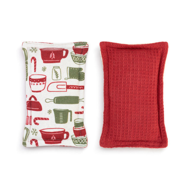 Demdaco Holiday Baking Kitchen Sponge Set – 100% cotton, festive design, machine‑washable, perfect for holiday cleanup. Available at Be Charmed