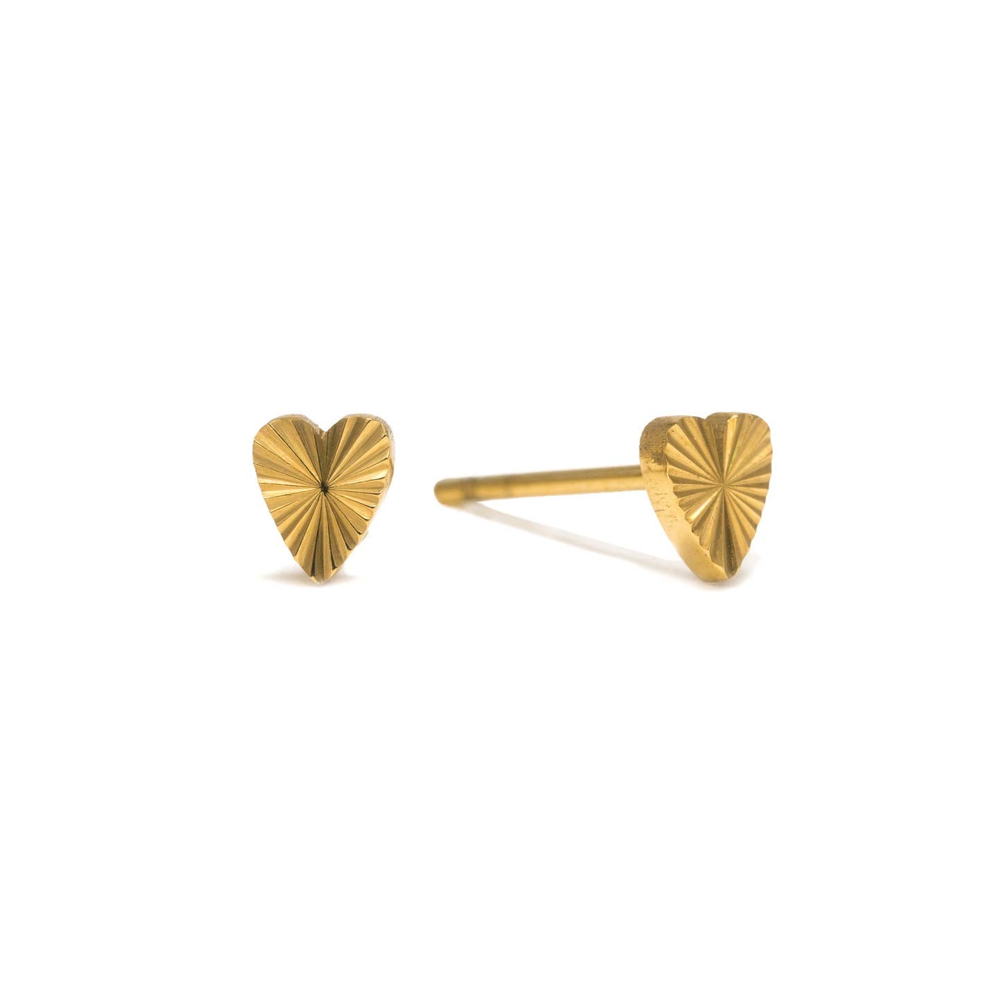 Lover's Tempo Fluted Heart Studs Gold