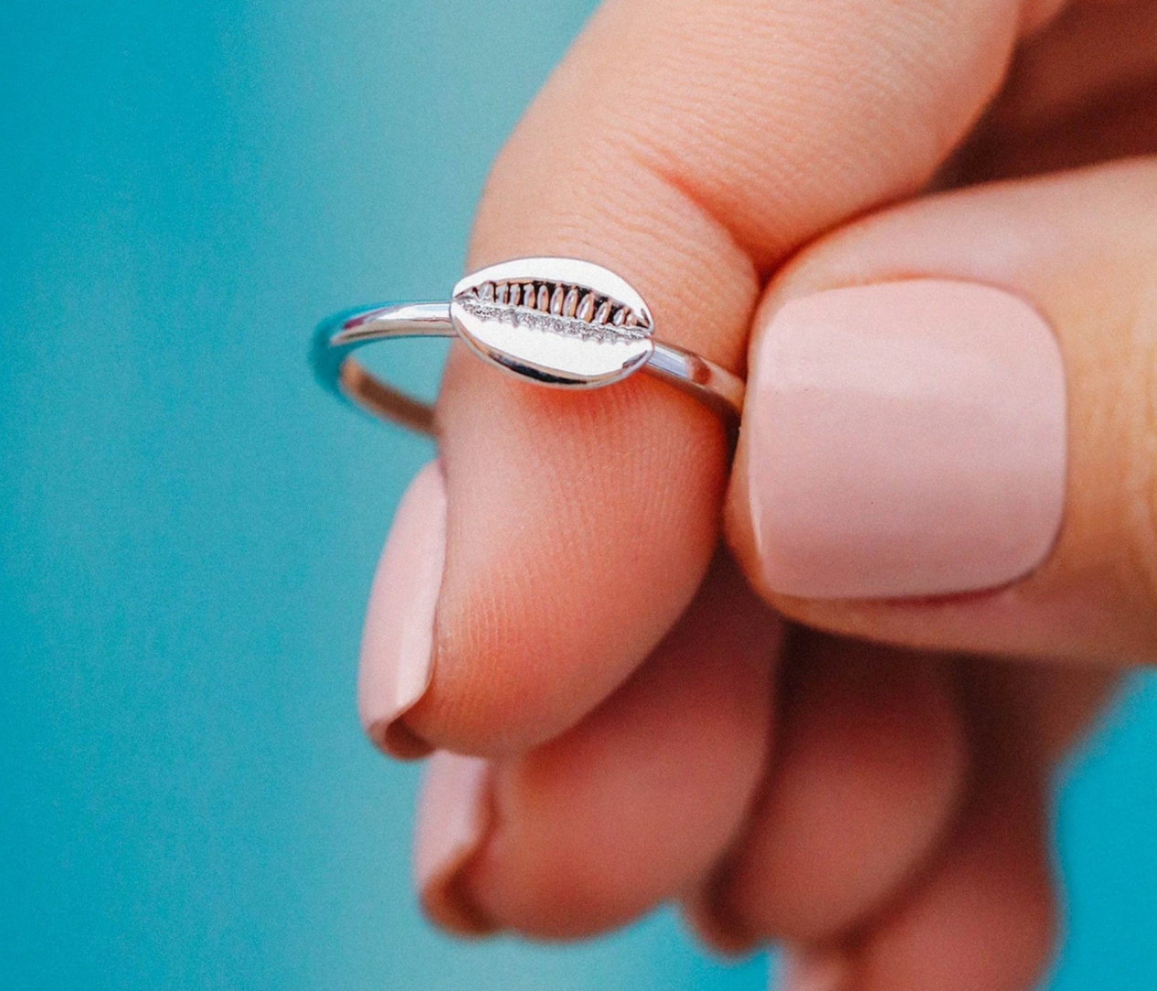 Pura Vida - Cowrie Ring