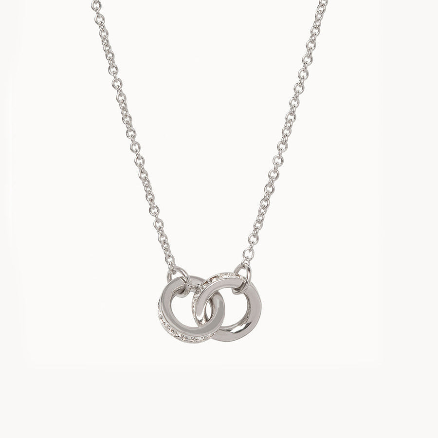 Silver Spartina 449 Unbreakable Necklace 18 Inch – Features two interlocking rings symbolizing enduring strength and connection. A delicate 18" chain with secure clasp supports this elegant and meaningful charm design. Perfect gift for loved ones. Available at Be Charmed.
